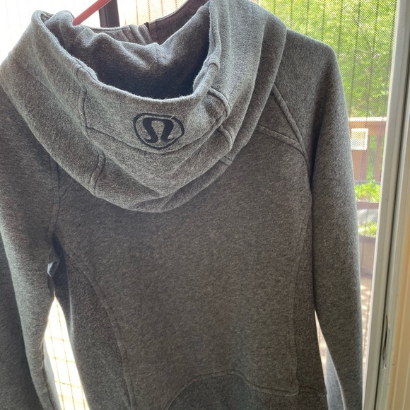 Lululemon Scuba Jacket - Picture 2 of 4